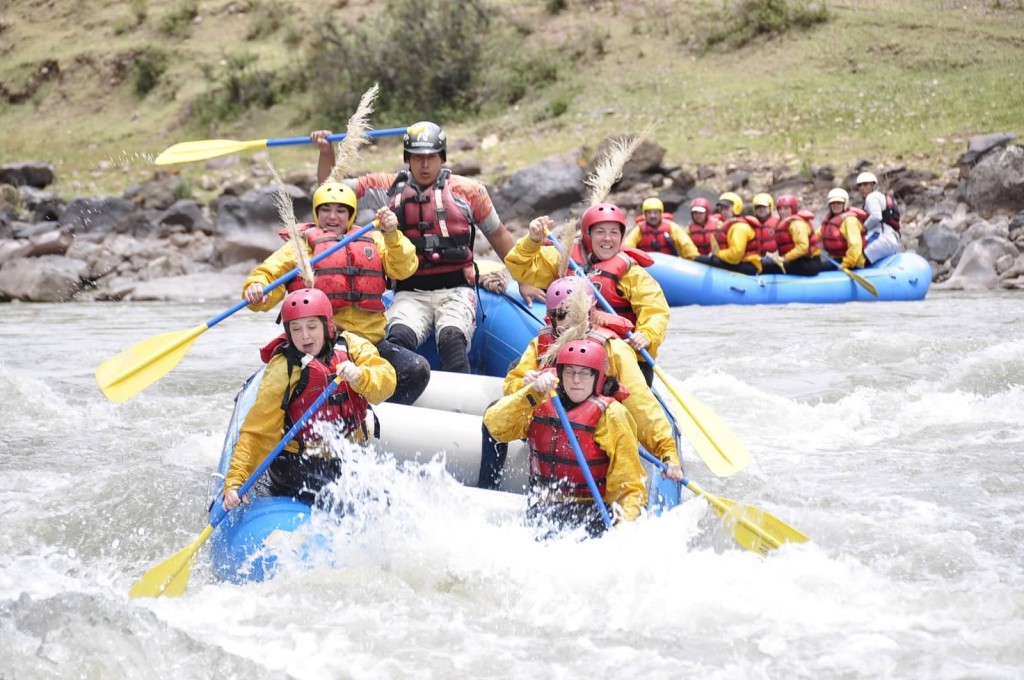 eriks adventures inca trail marathon tour group goes rafting